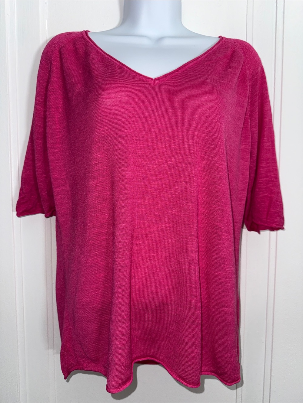 Pôles by Maison Montagut V-Neck knit Top - Fuchsia Pink size M